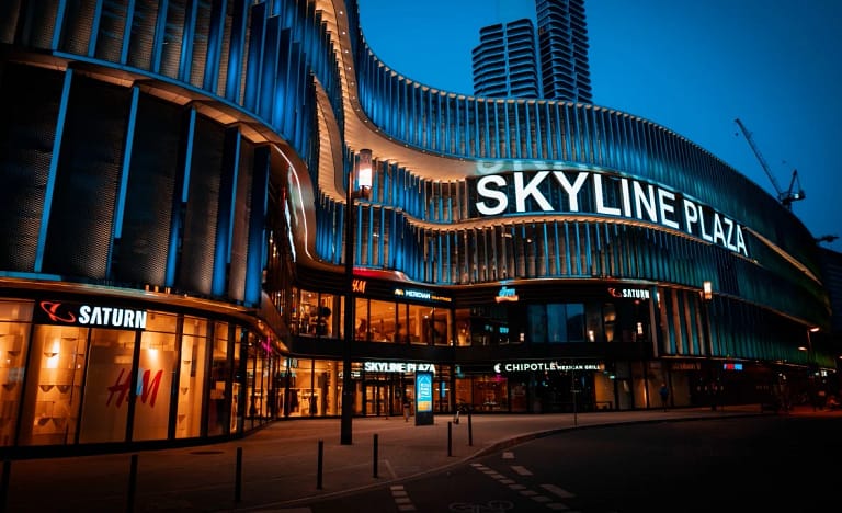 Image of Skyline Plaza at night